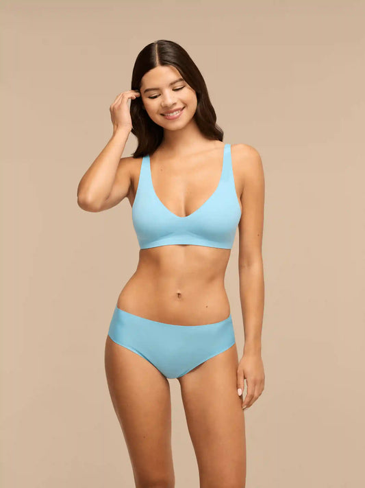 Seamless Tanga | Sky